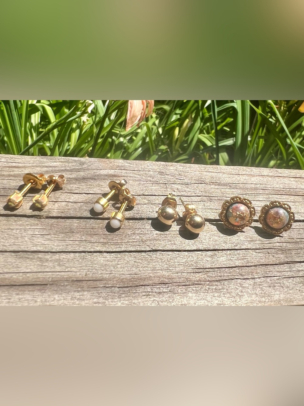 Vintage Style Gold Tone Stud Earrings Lot 4 Pairs Classic Jewelry